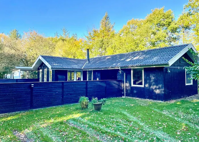 Prázdninový dům Nature Retreat With Fjord Views Near