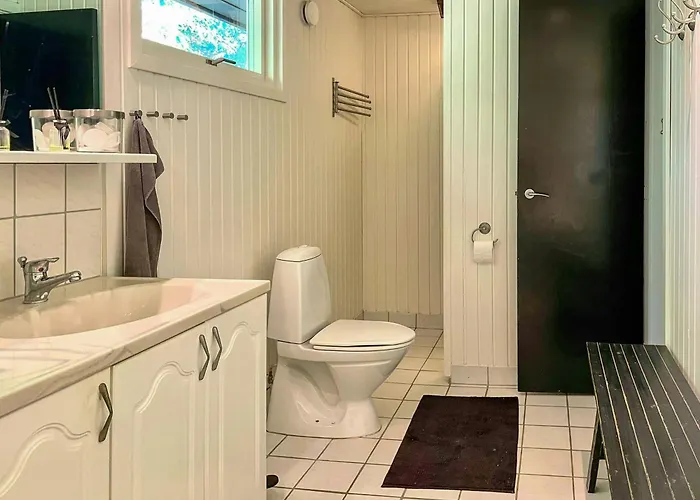 Nature Retreat With Fjord Views Near * Spottrup